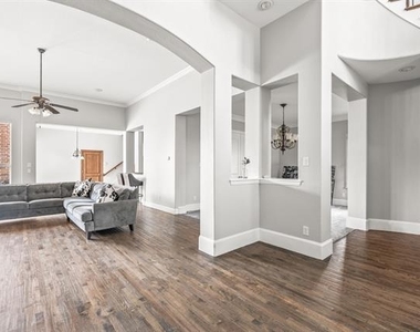 1321 Cotulla Drive - Photo Thumbnail 2