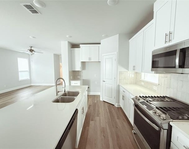 11451 Chepstow Crescent Court - Photo Thumbnail 11