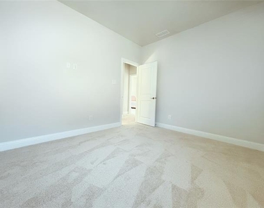 11451 Chepstow Crescent Court - Photo Thumbnail 22