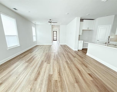 11451 Chepstow Crescent Court - Photo Thumbnail 13