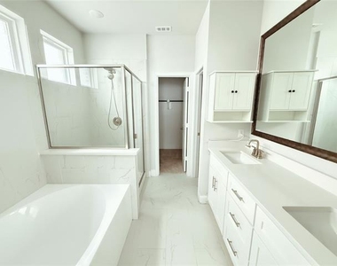 11451 Chepstow Crescent Court - Photo Thumbnail 4