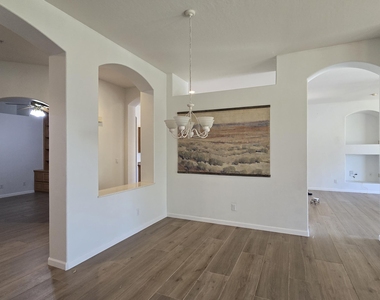 10335 E Rosemary Lane - Photo Thumbnail 3