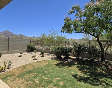10335 E Rosemary Lane - Photo Thumbnail 31