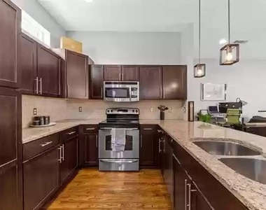 5711 Ross Avenue - Photo Thumbnail 2