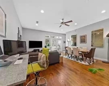 5711 Ross Avenue - Photo Thumbnail 15