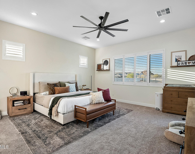 15422 W Bajada Drive - Photo Thumbnail 11