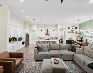 15422 W Bajada Drive - Photo Thumbnail 3