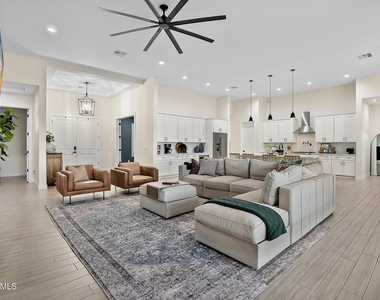 15422 W Bajada Drive - Photo Thumbnail 4