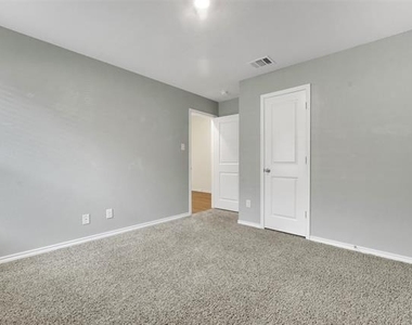 2118 Brisbon Street - Photo Thumbnail 25