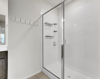 2118 Brisbon Street - Photo Thumbnail 16