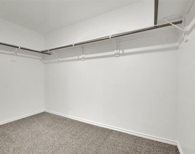 2118 Brisbon Street - Photo Thumbnail 20
