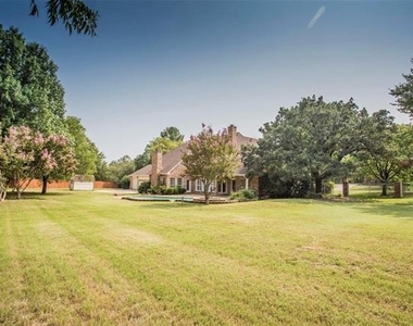 810 Pearl Drive - Photo Thumbnail 15