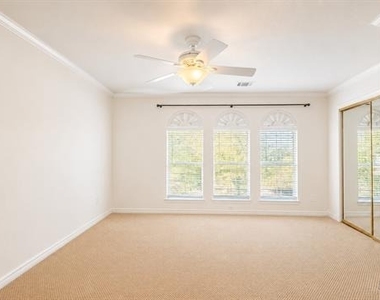 810 Pearl Drive - Photo Thumbnail 10