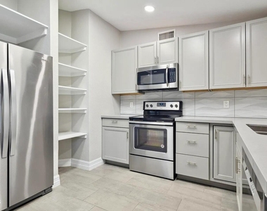 2068 E Howe Avenue - Photo Thumbnail 1