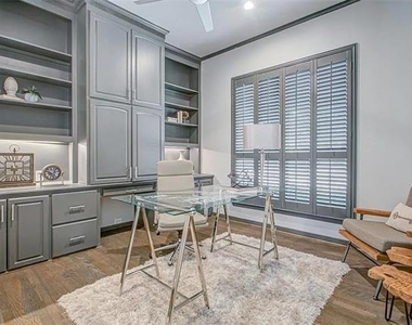 5009 Sail Creek Drive - Photo Thumbnail 20