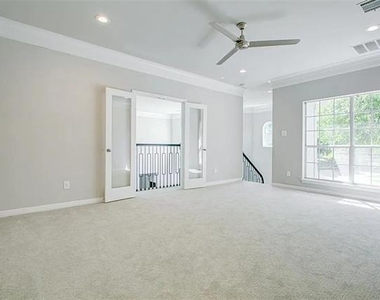 5009 Sail Creek Drive - Photo Thumbnail 25