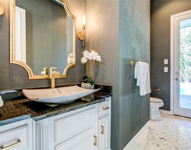 5009 Sail Creek Drive - Photo Thumbnail 19