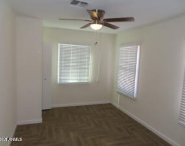 42 E 2nd Avenue - Photo Thumbnail 5