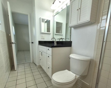5510 S Lakewood Cir Circle S - Photo Thumbnail 25