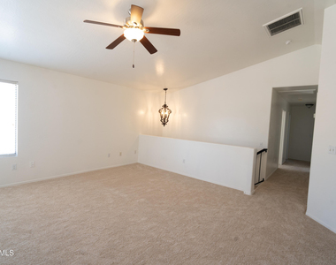 1492 N Saddle Street N - Photo Thumbnail 4