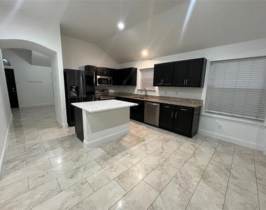 6304 Spring Ranch Drive - Photo Thumbnail 5