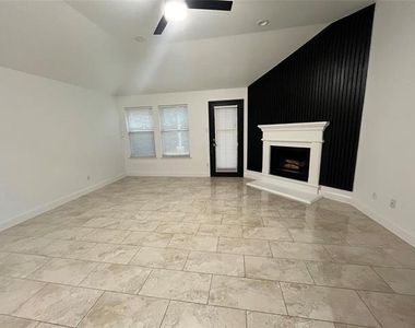 6304 Spring Ranch Drive - Photo Thumbnail 11