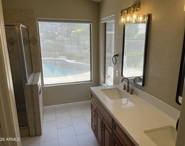 1181 W Goldfinch Way - Photo Thumbnail 24