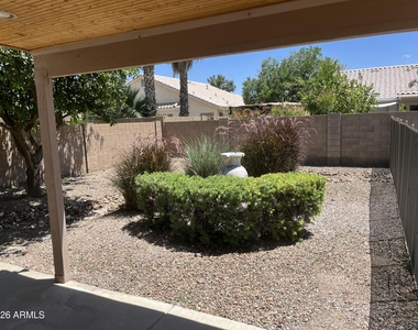 1181 W Goldfinch Way - Photo Thumbnail 37
