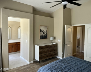 1181 W Goldfinch Way - Photo Thumbnail 20