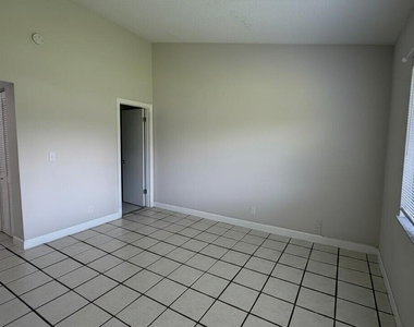8576 Nw 32nd Street - Photo Thumbnail 6