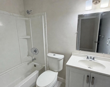 8576 Nw 32nd Street - Photo Thumbnail 9