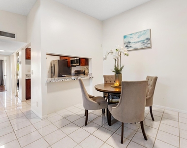 1108 Green Pine Boulevard - Photo Thumbnail 4