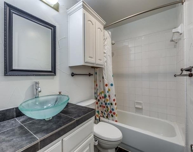 4684 Old Pond Drive - Photo Thumbnail 17