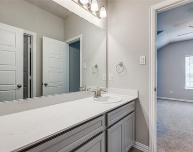 3904 Jasper Lane - Photo Thumbnail 14