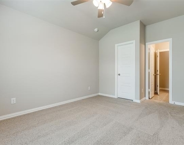 3904 Jasper Lane - Photo Thumbnail 12