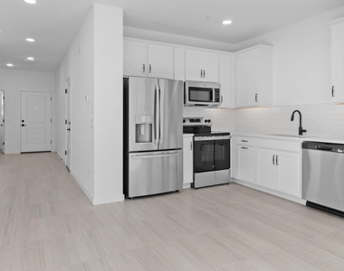2831 W White Feather Lane - Photo Thumbnail 2
