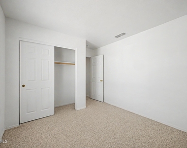 1407 W Bluefield Avenue - Photo Thumbnail 17