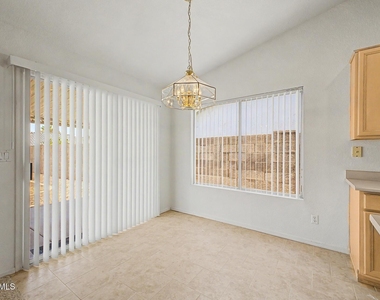 1407 W Bluefield Avenue - Photo Thumbnail 9
