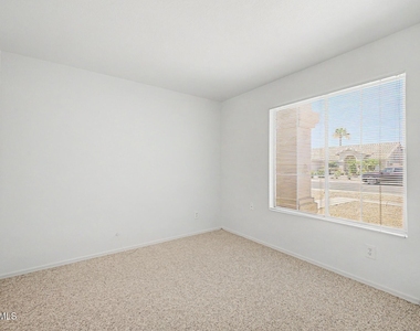1407 W Bluefield Avenue - Photo Thumbnail 16