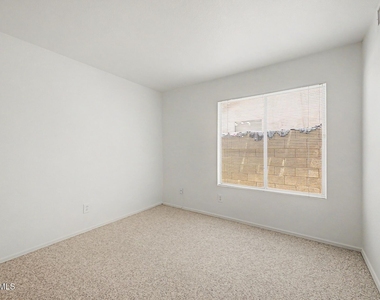 1407 W Bluefield Avenue - Photo Thumbnail 22