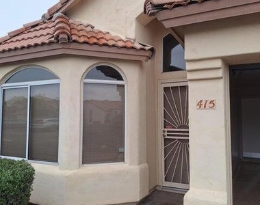 415 W Aire Libre Avenue - Photo Thumbnail 4
