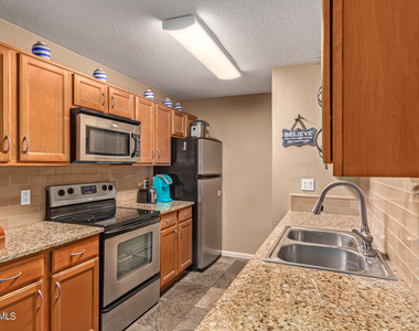 200 E Southern Avenue - Photo Thumbnail 5