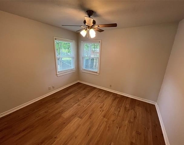 2314 Blyth Drive - Photo Thumbnail 15