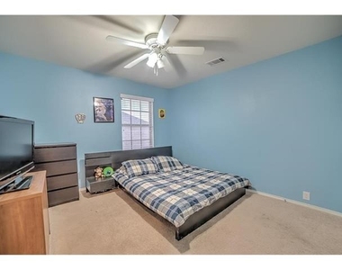 8801 Sierra Trail - Photo Thumbnail 14