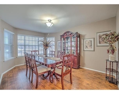 8801 Sierra Trail - Photo Thumbnail 3