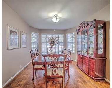 8801 Sierra Trail - Photo Thumbnail 2