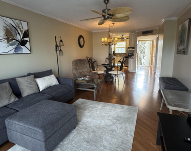 650 Snug Harbor Drive - Photo Thumbnail 10