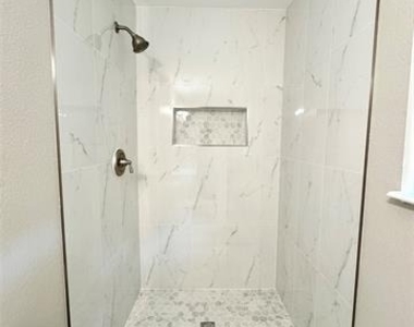 10415 Losa Drive - Photo Thumbnail 18