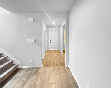 2955 Brittlebush Drive - Photo Thumbnail 3