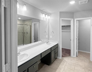 2955 Brittlebush Drive - Photo Thumbnail 18